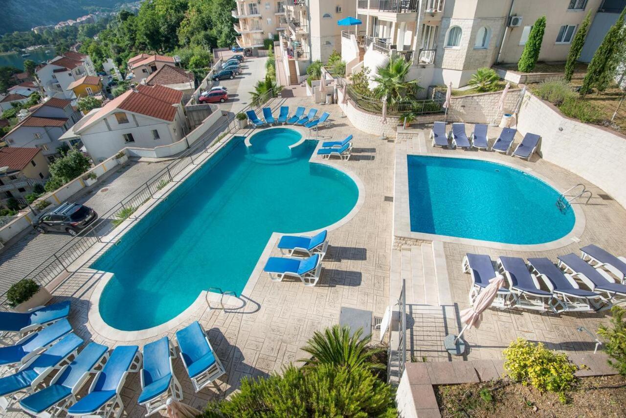 J&M Apartment Kotor Exterior photo
